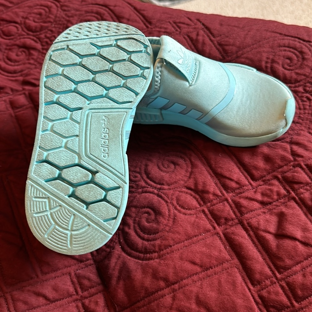 ADIDAS, cute sneakers for girls - Picture 4 of 7